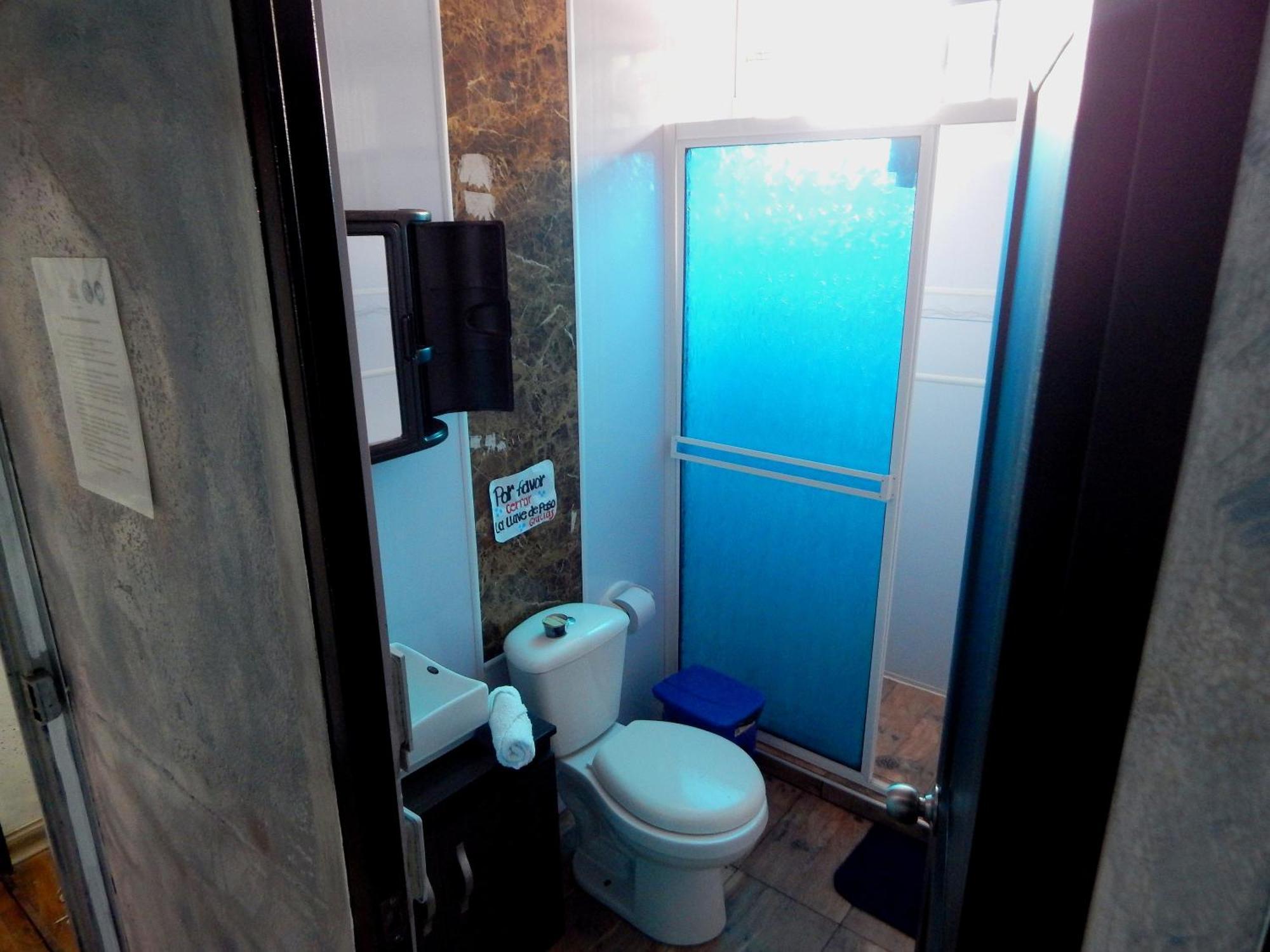 Hostal Liliana Buenaventura Δωμάτιο φωτογραφία